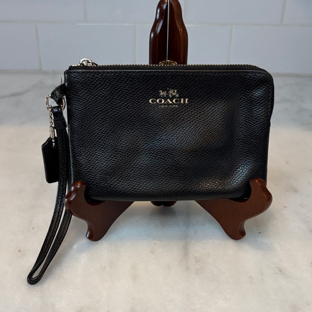 Coach Wristlet Bag Purse Leather Cross Grain Textured Black Pouch Clutch Wallet